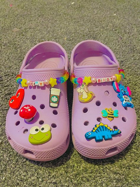 crocs shoes cry baby melinie martinez croc charms with beads Aesthetic Crocs, Crocs Ideas, Croc Shoes, White Crocs, Funny Shoes, Diy Chain, Bead Chain, Bracelet Crafts, Crocs Shoes