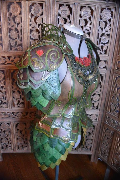 Briar Rose Elven Leather Armor by SavagePunkStudio on DeviantArt Armor Side View, Elven Culture, Rose Armor, Elven Aesthetic, Elven Armor, Armored Dress, Elf Armor, Elven Style, Dnd Paladin