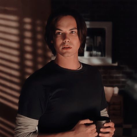 Caleb Pretty Little Liars, Rivers Icons, Caleb Rivers, Mike Montgomery, Liar Liar, Pretty Little Liars, Tv