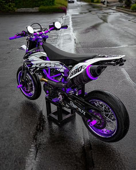 Ktm Dirt Bikes, Ktm Supermoto, Moped Bike, Motocross Love, Cool Dirt Bikes, Image Moto, Motorcross Bike, Ktm Exc, Bike Photography