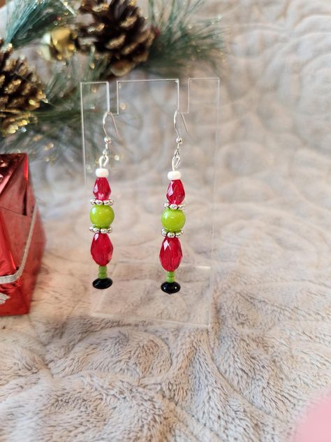 Grinch Earrings Grinch Earrings, Handmade Accessories, Grinch, Jewelry Earrings Dangle, Make Money, Etsy Earrings, Jewelry Gifts, Dangle Drop Earrings, How To Make Money