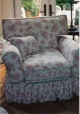 Shabby Chic Slipcovers, Shabby Furniture, Chic Chair, Shabby Cottage, Comfy Chairs, Shabby Chic Cottage, Shabby Chic Homes, Chic Home Decor, Home Designs