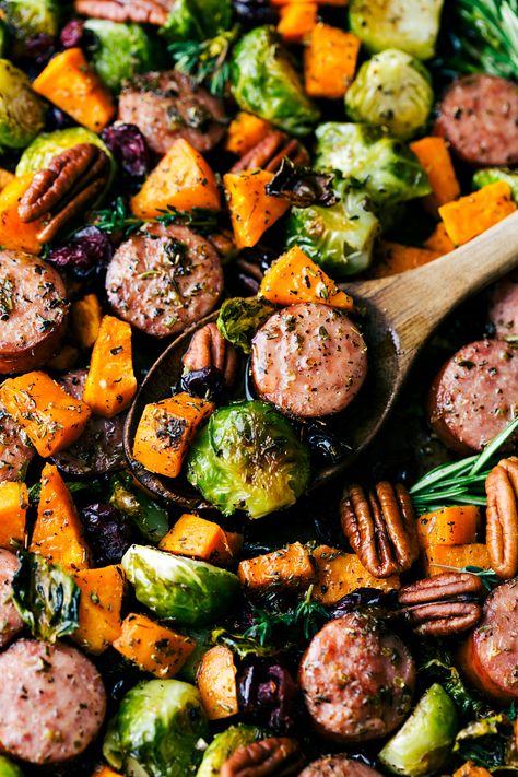 Sausage And Veggies, Seasoned Veggies, Sausage Bake, One Pan Meals, Harvest Time, Sheet Pan Dinners, Sheet Pan Recipes, One Pan, Brussels Sprouts