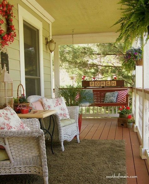 Dream Porch, Southern Porches, Porch Life, Cottage Porch, Porch Sitting, Rustic Porch, Country Porch, Farmhouse Front Porches, Summer Porch