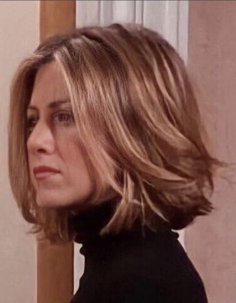 Jennifer Aniston Short Hair, Jennifer Aniston Hair, Layered Haircuts For Medium Hair, Chin Length Hair, Haircuts For Medium Hair, Haircuts Straight Hair, Short Hair Haircuts, Bob Haircuts, Short Hair Cuts For Women