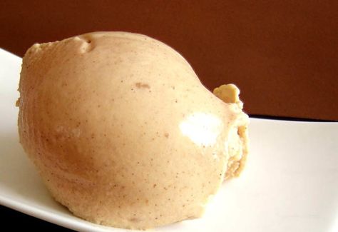 Brown Sugar Ice Cream Brown Sugar Ice Cream, Gelato Recipe, Ice Cream Base, Sorbet Recipes, Cream Base, Ice Cream Recipe, Ice Cream Machine, Recipe For Mom, Homemade Ice Cream