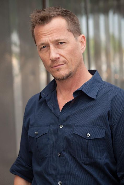 Corin Nemec ♥♥♥ Corin Nemec, Heather Graham, Chris Pine, Stargate, Book Inspiration, Keanu Reeves, Man Crush, On Set, Movies Showing