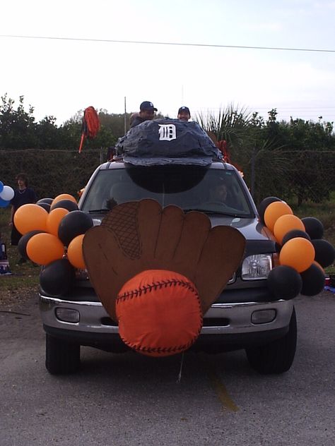 T-ball parade truck decorations Softball Parade Ideas, Truck Parade Decorations Ideas, Baseball Parade Truck Ideas, Softball Floats Parade Ideas, Parade Truck Decorations, Baseball Float Ideas Parade, Truck Decorations For Parade, Baseball Parade Float, Parade Float Ideas Baseball