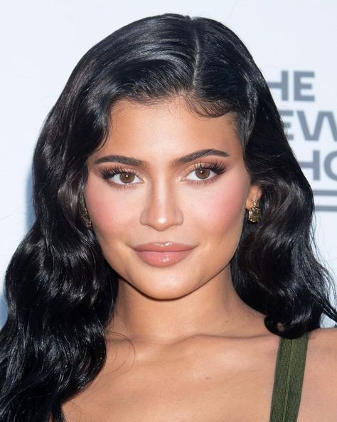 Kylie Jenner Drawing, Kylie Jenner Eyebrows, Kylie And Travis, Kylie Jenner Face, Kylie Jenner Makeup Look, Kylie Jenner Street Style, Kylie Jenner Fotos, Jenner Hair, Kylie Jenner Hair