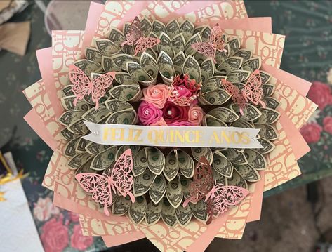 Quinceañera gift bouquet🎀 . . . Money bouquets make the perfect gift for any occasion!! 🤍 #quinceañera #quince #money #moneybouquet #suprisegift #15gift #smallbusiness #ie #riveriside #morenovalleymatters #morenovalley Butterfly Money Bouquet, Money Ramo, Birthday Bouquet Flowers, Butterfly Money, Flowers Money, Bouquet Money, Money Bouquets, Bouquets Ideas, Quinceanera Gifts