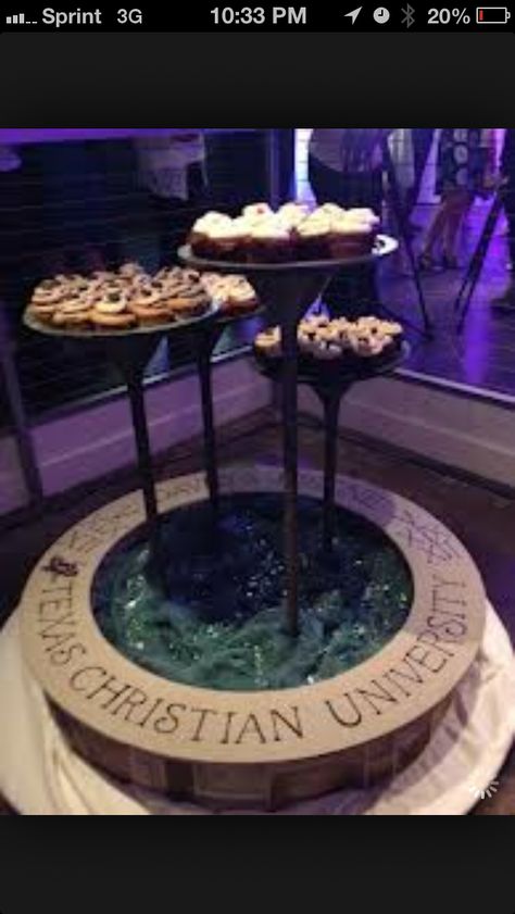 tcu | creative dessert stand. I LOVE THIS FOR A PARTY!!!!!!! Tcu Party, Display Rocks, Rho Gamma, Horned Frog, College Mom, College Sweethearts, Cookie Table, Dessert Station, Christian University