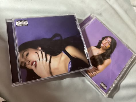 Olivia Rodrigo Merch Guts, Olivia Rodrigo Album, Guts Aesthetic, Olivia Rodrigo Merch, Cd Aesthetic, Olivia + Core + Aesthetic, Cd Collection, Day List, Wise Girl