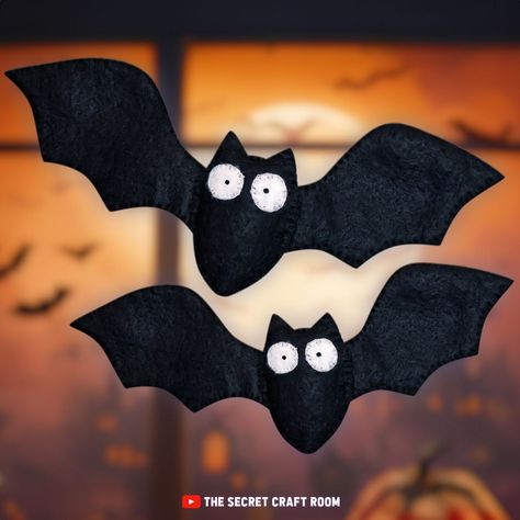 Felt Bats, Felt Bat, Halloween Felt Crafts, Bat Template, Bat Craft, Felt Ornaments Patterns, Halloween Paper Crafts, Bat Pattern, Sewing School