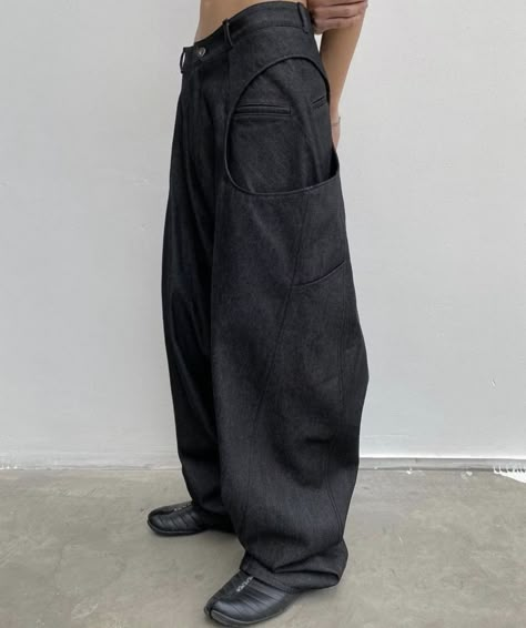 Japanese Workwear, Mode Kimono, Raw Denim, Mode Inspo, Pants Design, Pocket Jeans, Fitness Inspo, Three Dimensional, Fashion Inspo Outfits