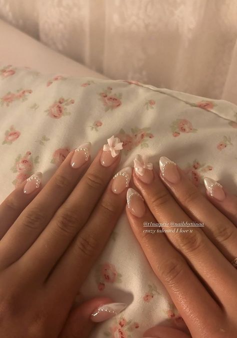 Nailart French, Bow Nails, Cute Pink Nails, Cute Simple Nails, Butterflies Flowers, Simple Gel Nails, Grunge Nails, Estilo Taylor Swift, Summery Nails