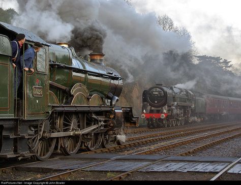 Nunney Castle, Steam Trains Photography, Steam Trains Uk, Train Wall Art, Old Steam Train, Heritage Railway, Great Western Railway, Steam Railway, Train Art