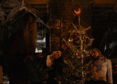 Black Christmas Black Christmas Movie, Black Christmas 2006, Black Christmas Movies, Crystal Lowe, Jessica Harmon, Andrea Martin, Christmas Horror Movies, 2000s Horror, Surviving Christmas