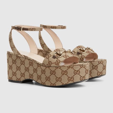 Gucci Women's Horsebit flatform sandal Gucci Platform Sandals, Gucci Sandals, Canvas Sandals, Latest Sandal, T Strap Flats, Shoes Gucci, Mid Heels Pumps, Gucci Horsebit, Mid Heel Sandals