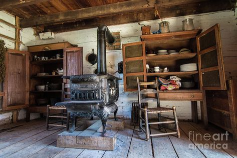 Historic Pioneer Kitchen - Homeplace Working Farm Pioneer Decor, Pioneer Kitchen, Wood Burning Cook Stove, Land Between The Lakes, Wattle And Daub, Working Farm, Cabin Home, World Most Beautiful Place, Photography Store