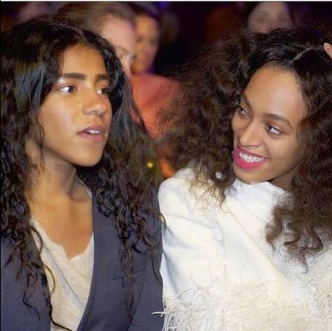 Solange Knowles' Business Partner Stabbed 10 Times ‪#‎OooLaLaBlog‬ ‪#‎celebritynews‬ ‪#‎news‬ ‪#‎SolangeKnowles‬ ‪#‎Solange‬ ‪#‎ArminaMussa‬ Solange Style, Solange Knowles Style, Solange Knowles, Business Partner, Chris Brown, Celebrity Gossip, Beyonce, Rihanna, Entertainment News