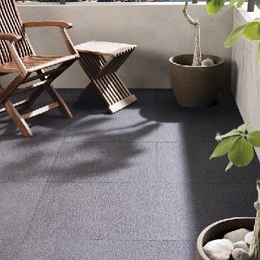 Patio season is here. #tileaddiction #modern #tile #fontile #tilefloor #outdoorpario #sundeck #style #design by fontile Texture Floor, Balcony Tiles, Terrace Tiles, Grey Texture, Terrace Floor, Restaurant Exterior, Balcony Flooring, Interior Tiles, Exterior Signage