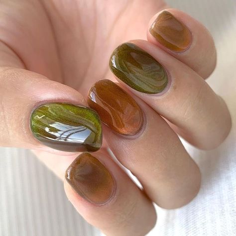 Moss Agate Nails, Clear Tip Nails, Green And Brown Nails, Chasing Daisies, Autumn Green, September Nails, Hippie Nails, Instagram Autumn, Nails Gel