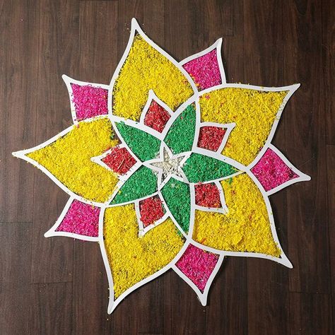 Rangoli For Diwali Easy, Diy Rangoli, Rangoli For Diwali, Diwali Gift Hampers, Rangoli Patterns, Rangoli Ideas, Diwali Rangoli, Flower Rangoli, Diwali Gifts