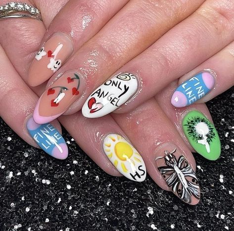 Harry Styles Nails Acrylic, Love On Tour Inspired Nails, Harry Style Nail Ideas, Harry Styles Inspired Nails Acrylic, Harry Styles Nails Ideas Harry's House, Harry Nails Inspired, Harry Styles Nail Designs, Harry Styles Nails Inspired Love On Tour, Harry’s House Nails