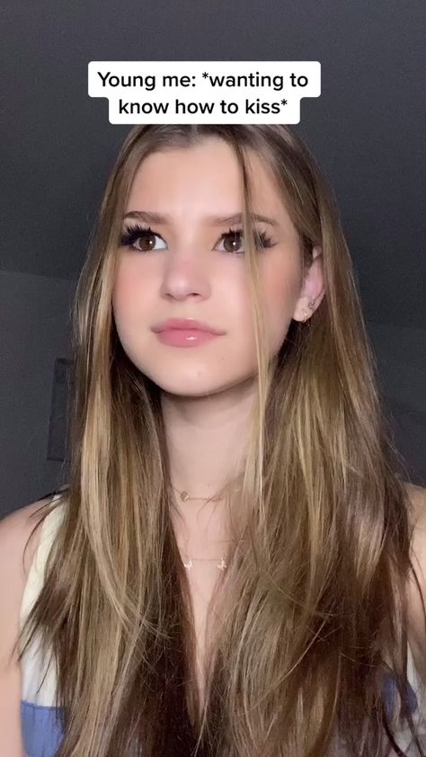 Brooke Monk (@brookemonk_) Official TikTok | Watch Brooke Monk's Newest TikTok Videos Brooke Monk Short Hair, Brooke Monk Hairstyles, Brooke Monk Hair Tutorial, Brooke Monk Hair, Brooke Monk Tik Tok, Brook Monk, Teen Memes, Brooke Monk, Pocket Princesses