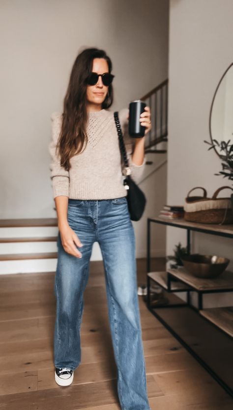 Jeans Tennis Shoes Outfit Winter, Anthropologie Outfits Fall 2023, Oversize Mens Shirt For Women, Polished Mom Outfits, Sneakers That Make You Taller, Company Offsite Outfit, Spring Denim Outfits 2023, Everyday Outfits For Women In Their 30s, Style In Your 20s