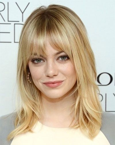 25-Modern-Medium-Length-Haircuts-With-Bangs -Layers-For-Thick Hair-Round-Faces-2014-14 Emma Stone Haircut, Round Face Bangs, Face Bangs, Layered Thick Hair, Celebrity Beauty Secrets, Modern Haircuts, Alicia Vikander, Fringe Hairstyles, 100 Remy Human Hair