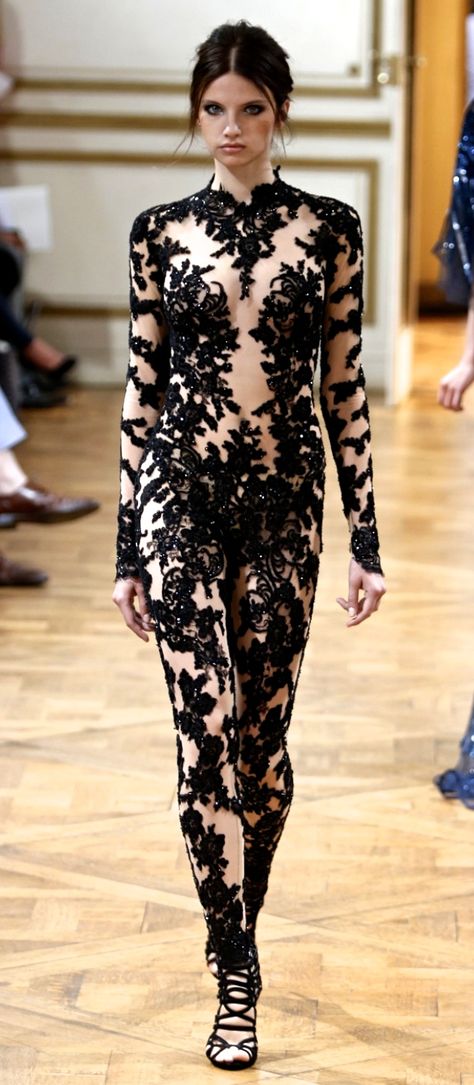 Zuhair Murad Zuhair Murad Haute Couture, Runway Gowns, Gothic Glam, Style Magazine, Stage Costume, Zuhair Murad, Show Photos, Beirut, Kristen Stewart