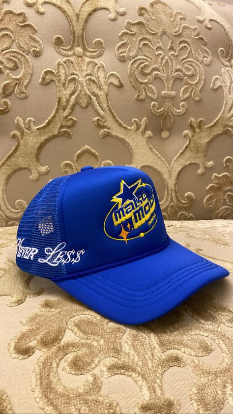 Trucker Hat Streetwear, Cool Hat Designs, Trucker Hat Designs Ideas, Trucker Hat Designs, Trucker Cap Design, Graphic Hats, Bike Logos Design, Custom Fitted Hats, Streetwear Tshirt Design