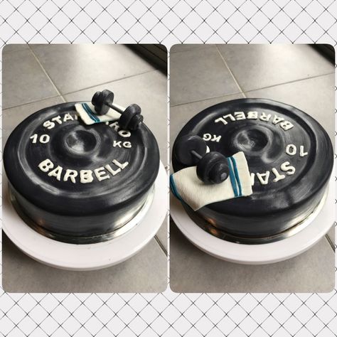 Weightlifting Cake Ideas, Weightlifting Cake, Fitness Cake, Gym Cake, Using Fondant, Queens Food, 40th Cake, Gym Wallpaper, 21st Cake