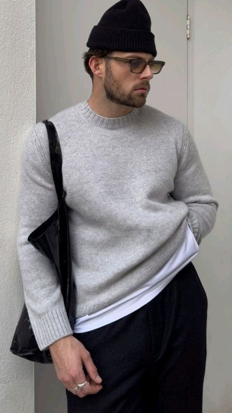 Plated Trousers, Baggy Pants Outfits, Office Old Money, Classy Outfit Aesthetic, Men Winter Fashion, Outfit Inspo Classy, Old Money Winter, Smart Casual Menswear, Mens Smart Casual Outfits