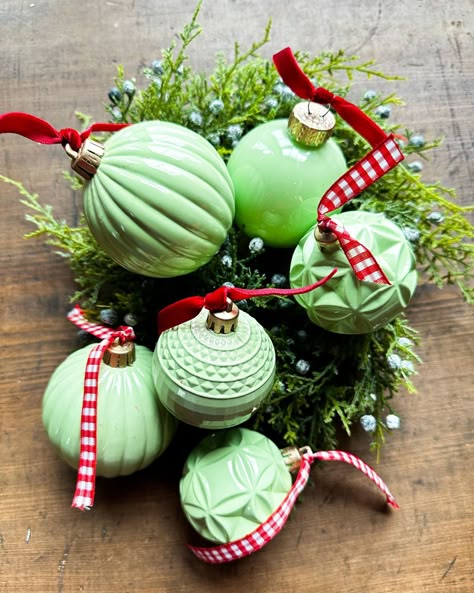 If you love the look of jadeite, I'll show you how I made these Jadeite Christmas Ornaments. Sharing what I learned not to do. Jadeite Christmas, Vintage Inspired Christmas Ornaments, Christmas Tree Decorations Ribbon, Vintage Inspired Christmas, Christmas Ornament Crafts, Merry Little Christmas, Vintage Christmas Ornaments, Holiday Projects, Christmas Snowflakes