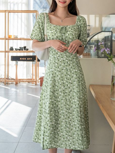 Modest Spring Dresses, Square Neck Puff Sleeve Dress, Modest Summer Dresses, Modest Summer Outfits, Modest Dresses Casual, غرفة ملابس, Puff Sleeve Dress, Green Style, Modest Clothing