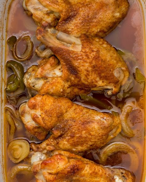 Best Baked Turkey, Crockpot Turkey Wings, Turkey Thigh Recipes, Bake Turkey Wings Recipe, Turkey Wings Recipe, Smothered Turkey, Smothered Turkey Wings, Cooked Turkey Recipes, Wings Recipe Baked