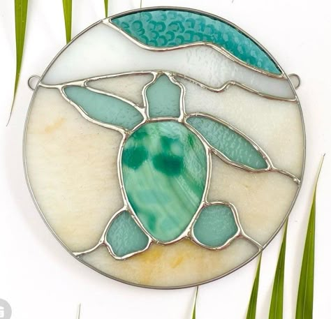 Sea Turtle Stained Glass Art, Stained Glass Turtle, Turtle Stuff, Glass Painting Patterns, Stained Glass Studio, Horse Harness, Stained Glass Patterns Free, Glass Diy, Glass Mosaic Art