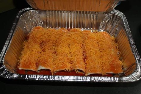 Freezer Beef Enchiladas Freezer Enchiladas, Frozen Enchiladas, Enchiladas Beef, Ground Beef Enchiladas, Creamed Beef, Freezer Dinners, Make Ahead Freezer Meals, Meal Train Recipes, Freezer Meal Prep