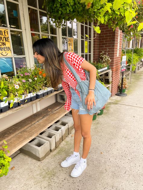 red checkered button down from anthropologie and shorts from levis! white forces with nike swoosh socks. White Forces, Inspo Instagram, Red Checkered, Nike Swoosh, Instagram Inspo, Dream Closet, Button Downs, Anthropologie, Socks