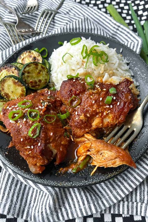 Slow Cooker Chicken Thighs Korean Style l Panning The Globe Gochuchang Sauce, Korean Bbq Chicken Thighs, Chicken Thighs Slow Cooker, Korean Chicken Thighs, Crock Pot Chicken Thighs, Gochujang Chicken, Korean Bbq Chicken, Crockpot Chicken Thighs, Bbq Chicken Thighs