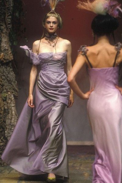 Purple Dress Aesthetic, Purple Runway, Lacroix Couture, 1998 Couture, Vintage Purple Dress, Cl Fashion, A Night At The Opera, 90s Runway Fashion, Runway Fashion Couture