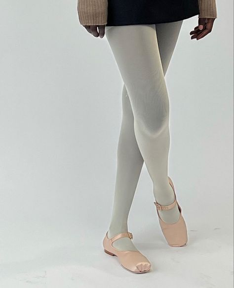 Ballerina Sleaze, White Tights Outfit, Tights Outfits, Pink Cheeks, Ballerina Girl, Devil Wears Prada, Material Girls, Dream Shoes, Barbie Girl