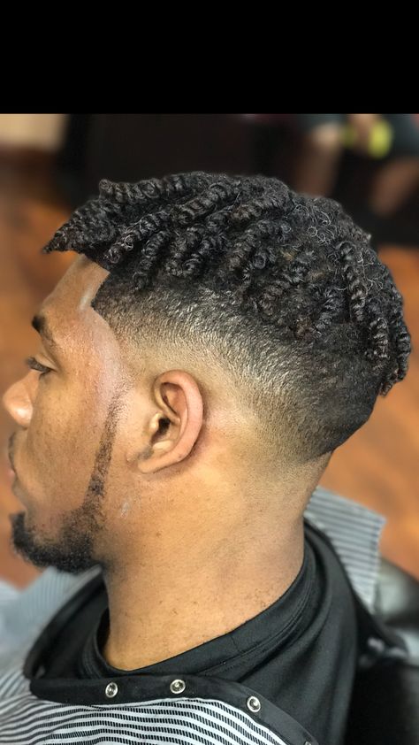 Two Strand Twist Bun Men, Twist Men, Twist Hair Men, Mens Twists Hairstyles, Short Hair Twist Styles, Afro Hairstyles Men, Blonde Dreadlocks, Short Twists, Afro Style