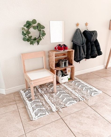 Montessori Baby Toy Program’s Instagram post: “✨ Show Us Your Space Saturday! ✨ ⁣⁠ ⁣⁠ We love how @followingmychild repurposed wooden crates to complete her Montessori-inspired entryway.…” Montessori Home Setup, Montessori Toddler Rooms, Montessori Bedroom, Montessori Playroom, Montessori Room, Montessori Baby Toys, Montessori Furniture, Toddler Boys Room, Kids Room Inspiration