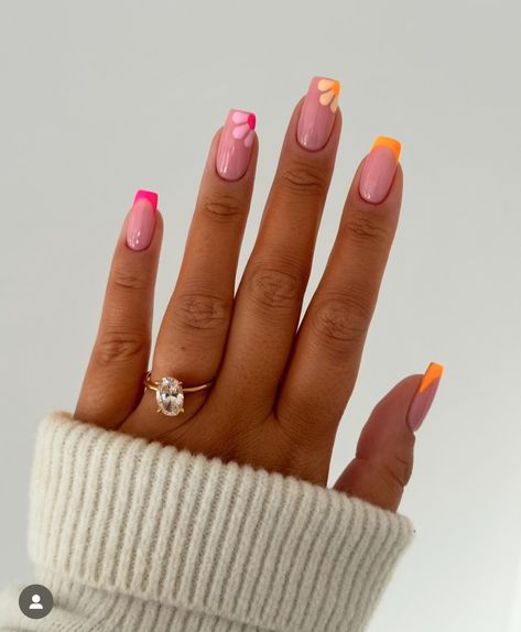 Square Bright Nails, Trendy Summer Nails Square, Square Nail Designs Summer, Light Orange Nails, Orange And Pink Nails, Cruise Nails, Square Nail Designs, Light Nails, Cute Spring Nails