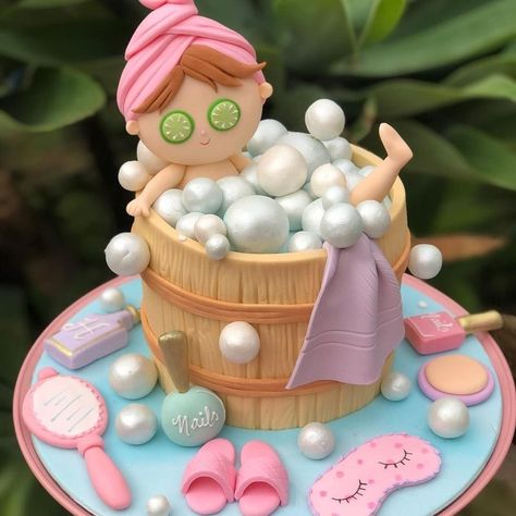 Spa Birthday Cake, Spa Cake, Kids Spa Party, Fondant Cake Designs, Kids Spa, Girly Cakes, Sweet Tables, Spa Birthday Parties, Spa Birthday