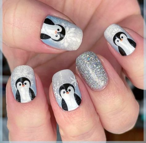 Nails For The Holidays, Penguin Nail Art, Penguin Nails, Plum Nails, Animal Print Nails Art, Holiday Nails Christmas, Christmas Gel, Gold Glitter Nails, Silver Nail