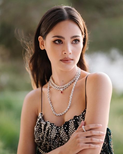 Yaya Urassaya Icons, Yaya Urassaya Sperbund, Greek Sun, Yaya Urassaya, Urassaya Sperbund, Asian Street Style, Thai Style, Asian Hair, Asian Makeup